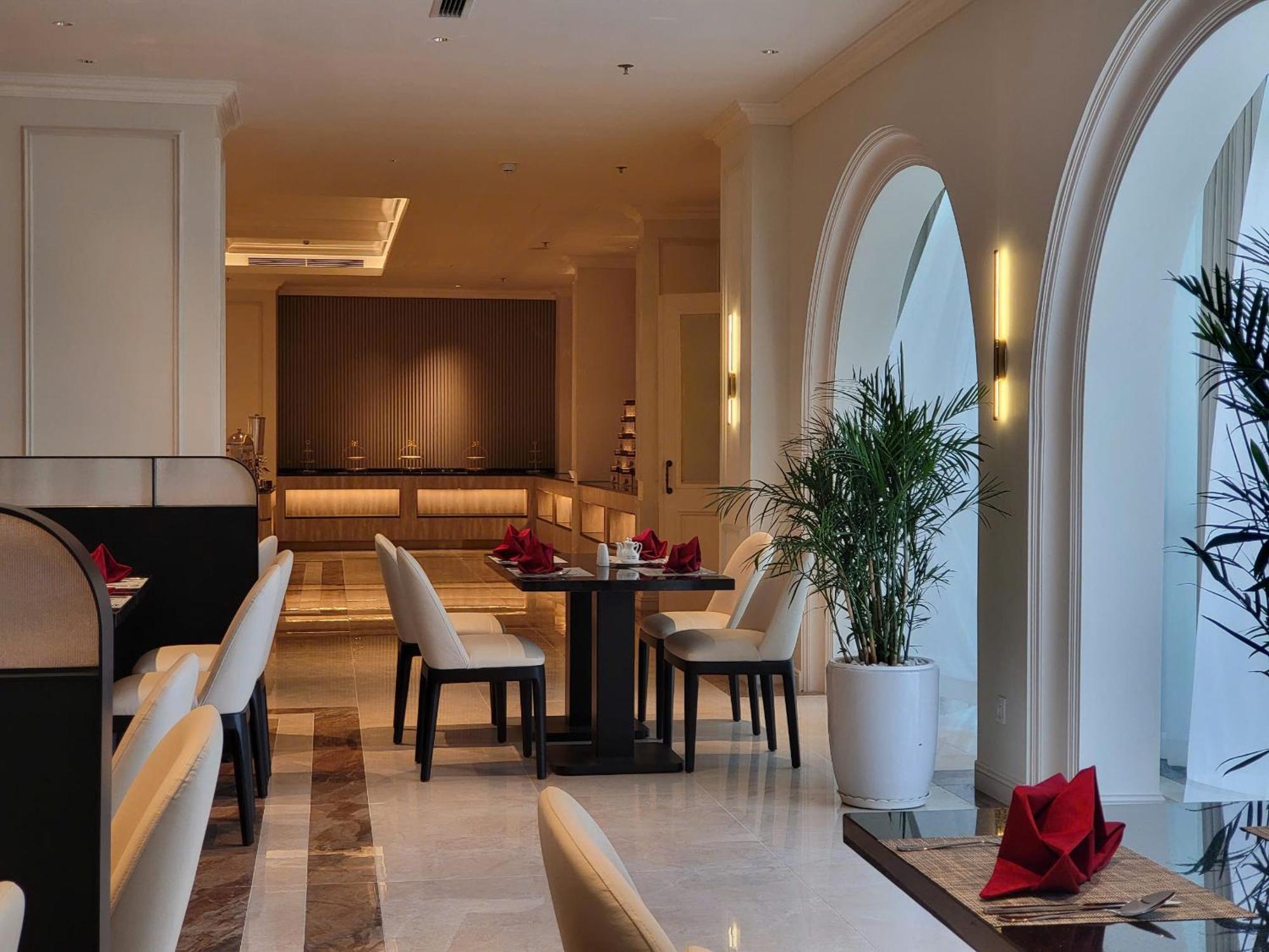 Cosmo Stars Hotel Bac Lieu Екстер'єр фото