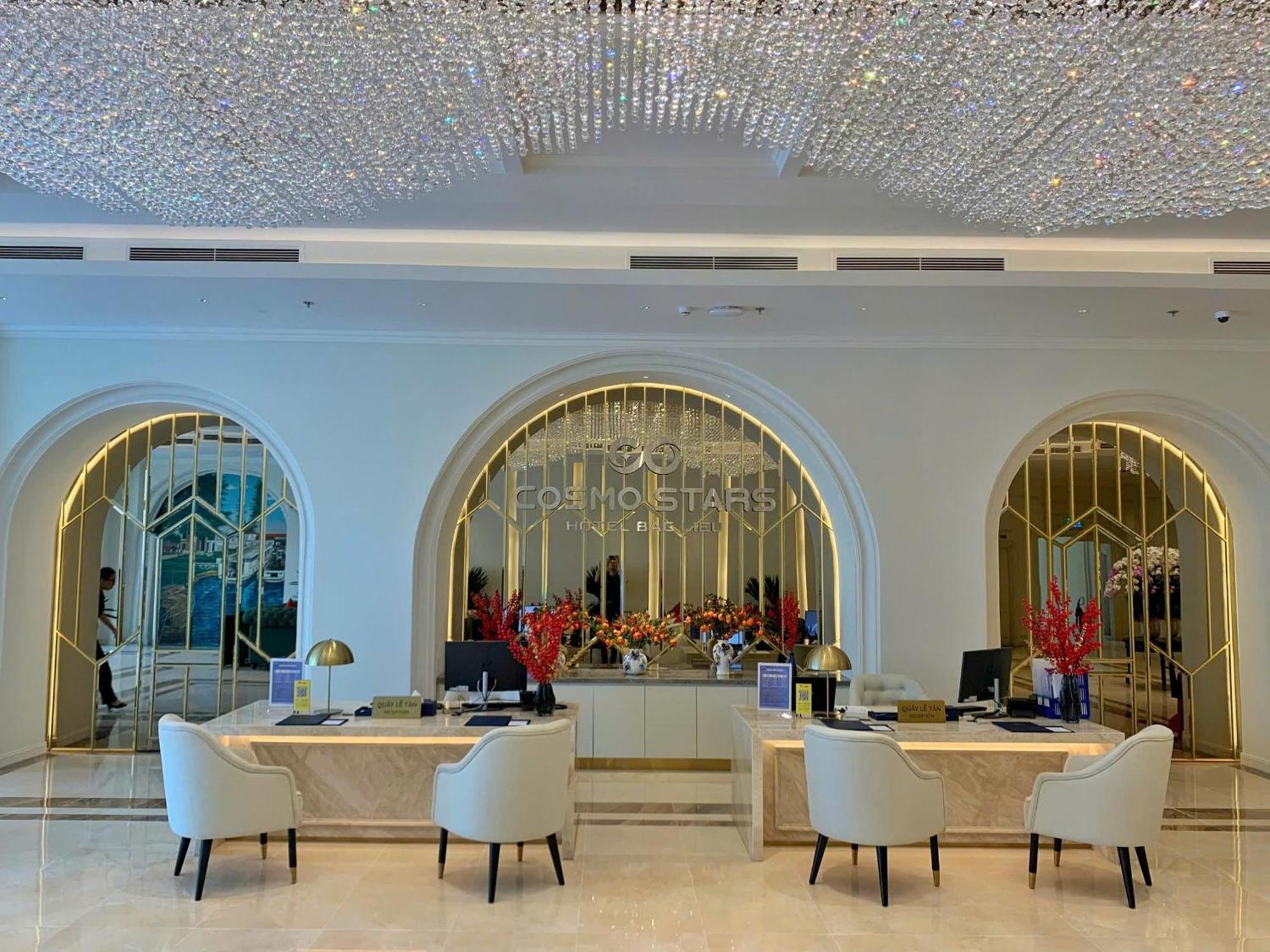 Cosmo Stars Hotel Bac Lieu Екстер'єр фото