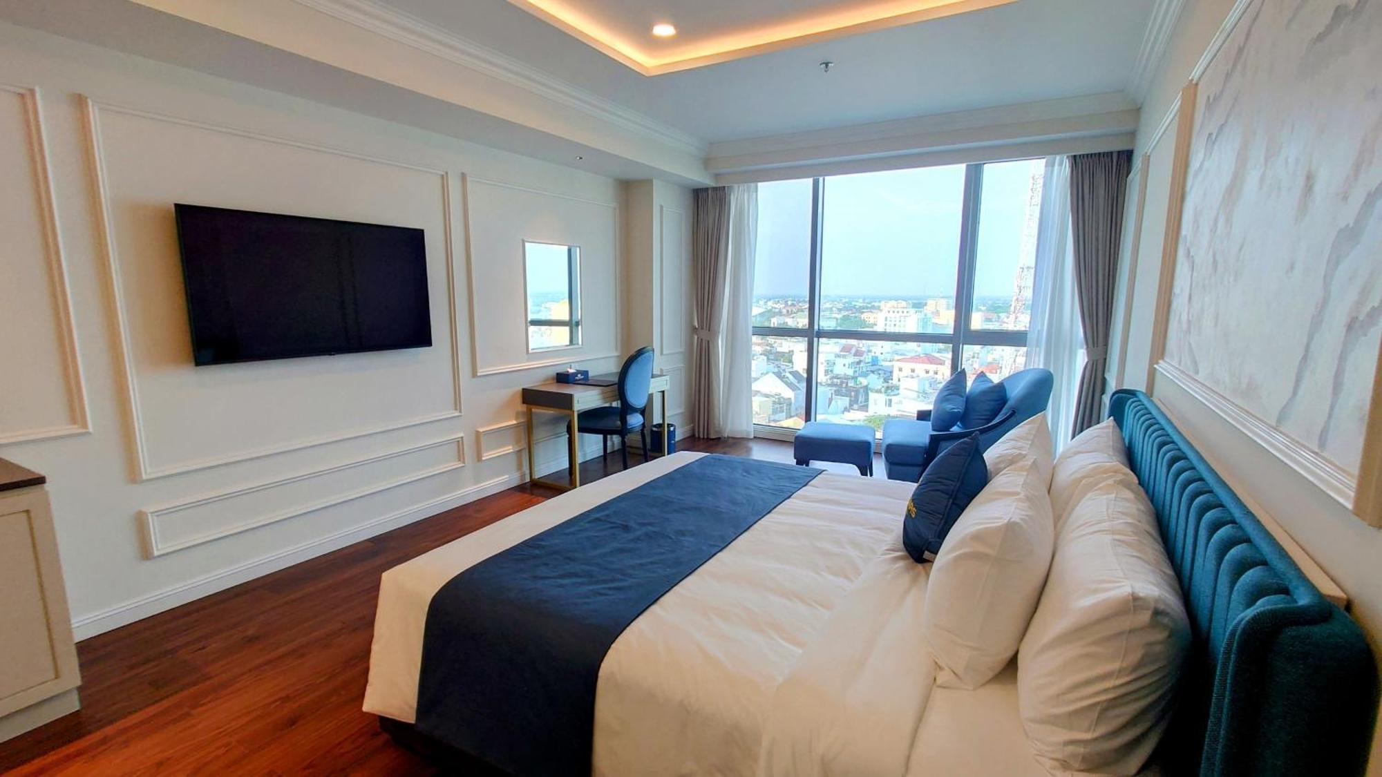 Cosmo Stars Hotel Bac Lieu Екстер'єр фото